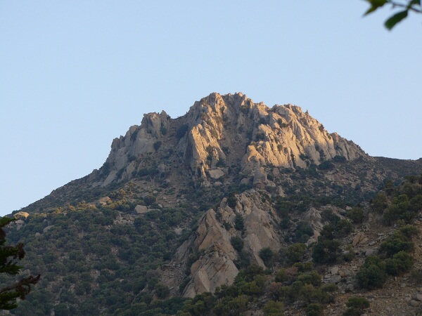 Rann svtlo na skalch