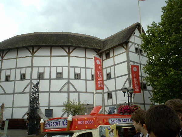 Zrekonstruovandivadlo Globe