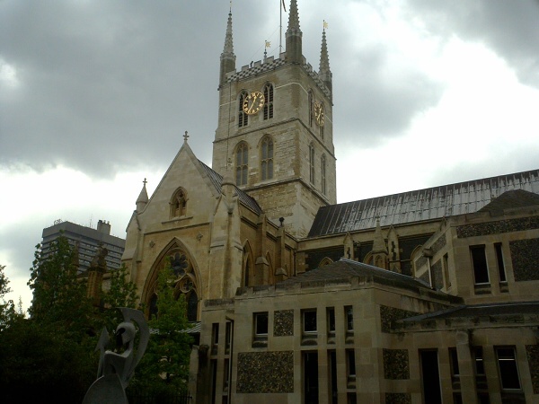 Jeden z londnskch kostel